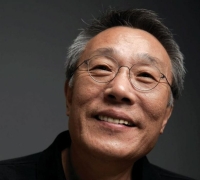 Novelist Hwang Sokyoung to Receive Geumgwan Order of Cultural Merit... 17 Artists Honored with Order of Cultural Merit