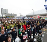 Major Labor Unions Hold Large-Scale Rallies in Central Seoul Over the Weekend, Demanding Retirement Age Extension and 4.5-Day Workweek