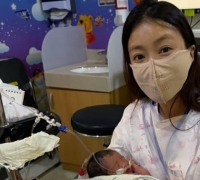 Up to 50 Million Won for Two Weeks... Lee Si-young's Second Childbirth at Luxury Postpartum Care Center Draws Attention