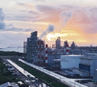 Lotte Engineering & Construction Completes Massive Petrochemical Complex in Indonesia... First Naphtha Cracking Center in the Country Begins Operation