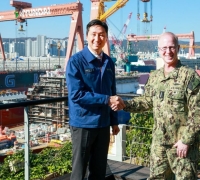 Admiral Caudle, U.S. Chief of Naval Operations, Visits HD Hyundai Heavy Industries and Hanwha Ocean in Succession