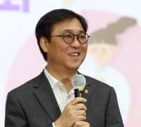 Minister Choi Hwee Young Sends Congratulatory Message to Author Jung Jihoon at 'Lucca Awards': "Elevating the Status of the Birthplace of Webtoons"