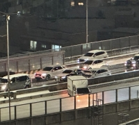 첫눈 내린 서울 저녁 곳곳 교통통제