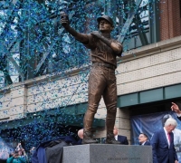 "Did Rivera Come?"... Ichiro's Bat Snaps During Statue Unveiling Ceremony