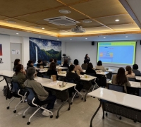 Baehwa Women's University-Commissioned Jongno-gu Children's Meal Center Conducts Kitchen Staff Training for Food Poisoning Prevention