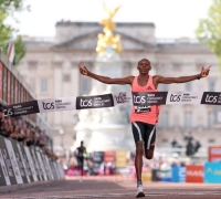 Marathon’s Two-Hour Barrier Broken: Kenya’s Sawe Sets New Record with 1:59:30