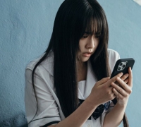 온몸은 귀신, 눈빛만 임나리[라임라이트]