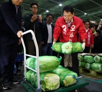 오세훈, 선거운동 첫 일정 '가락시장'…"서울시민 삶 시작되는 공간"