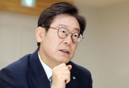 이재명 "하루 1000만원 벌던 홍석천, 지금은…"