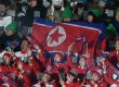 인공기 펄럭이는 북한 응원단