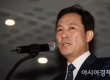 우상호 "혈세 150억원 날린 박원순 사과해야"…미세먼지 공약 발표