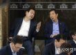 김무성, 다음 총선 불출마 선언…"정당 재건위해 저부터 희생"
