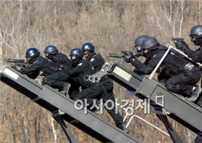 서울경찰특공대 사격훈련장 총기사고…대원 1명 중상 입어