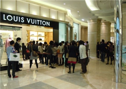 '호갱? 알면서도 자꾸 사니까'…한국서 1조 팔아 '이익의 98%' 수천억원 배당으로 본사 송금