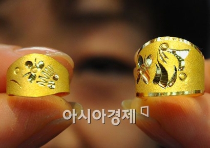돌반지 한 돈에 40만원 '역대 최고가'…진짜 '금값' 된 금