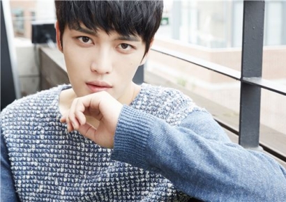 "사생활과 고통 수집…큰 처벌 받아야" 김재중, 사생택시에 일갈