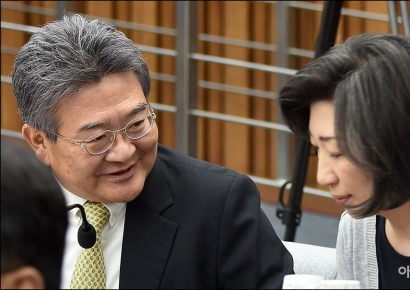 [Invest&Law]'신동주 불법자문' 혐의 민유성, 내달 2심 시작