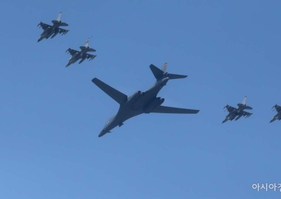 ‘죽음의 백조’ B-1B 폭격기 전개… 추가 투입 가능성