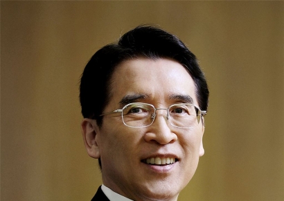 IMM PE "법원, 신창재 교보생명 회장 풋옵션 의무 인정"