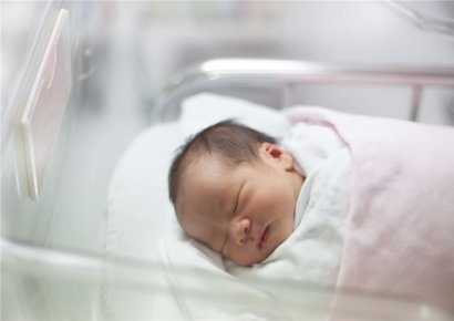 “출산·양육비 1억원 지원”…정부, 대국민 설문조사 실시