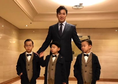 "영원한 한강뷰 답네"…송일국, 삼둥이와 불꽃축제 즐긴 이곳