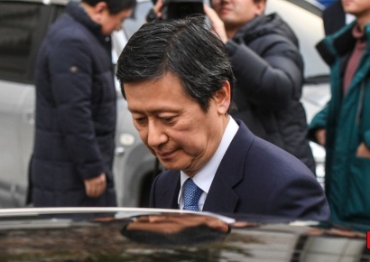 日 롯데홀딩스 26일 주총…신동주, 또 경영 복귀 '시도'