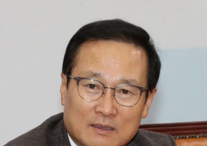 홍영표, 부동산 정책수단 ‘총동원’…“文정부 투기 용납 안 해”