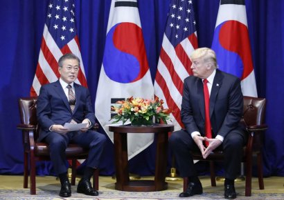 트럼프 "2차북미회담, 멀지 않은 미래에 열릴 것…곧 시간, 장소 발표"