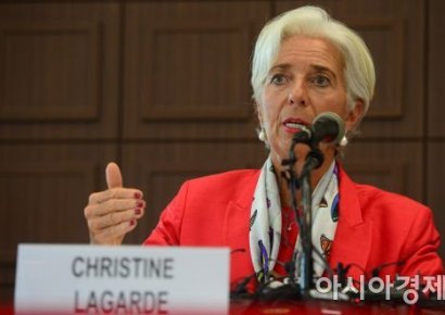 IMF 총재 "중앙은행, 디지털통화 발행 고려해야"