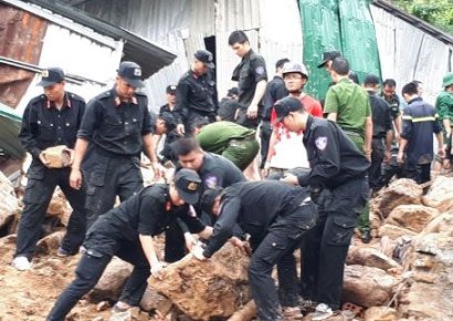 베트남 휴양지 냐짱 폭우…최소 18명 사망·실종