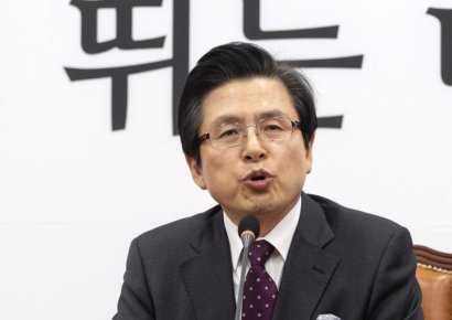 바른미래당 “황교안, 기회주의자의 전형…‘친박 아이돌’로 만족해야”