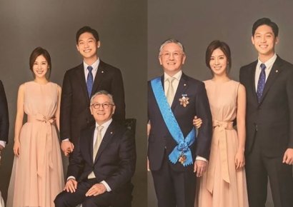 '오뚜기 3세' 함연지, 가족사진 공개…남편·아빠와 찰칵