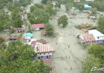 인도네시아 홍수로 50명 사망…9개마을 물에 잠겨