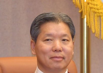 공수처, '골프 접대' 의혹 이영진 헌법재판관 불기소…"혐의 없어"