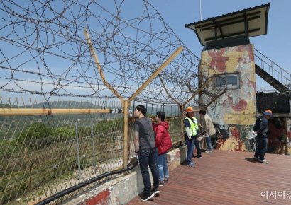 [포토] DMZ 평화의 길 철원구간 개방