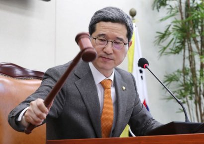 한국당 환노위원 "ILO 비준 밀어부치기, 위험하고 무책임해" 