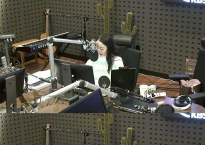  “축하해주셔서 감사하다” 박은영 아나운서, 라디오서 결혼 소감