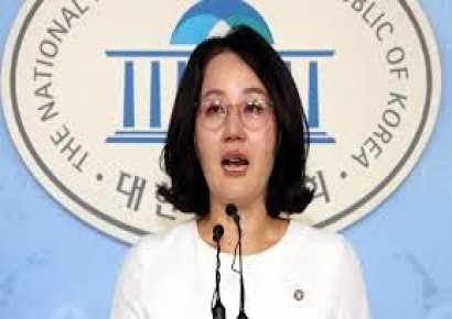 한국당 "국회정상화 답 못하는 민주당, 프로필 사진 펭귄으로 바꾸라"