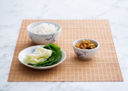 "천국 온 것 같은 한국의 맛"…외국인이 극찬한 '마법의 브라운 소스'