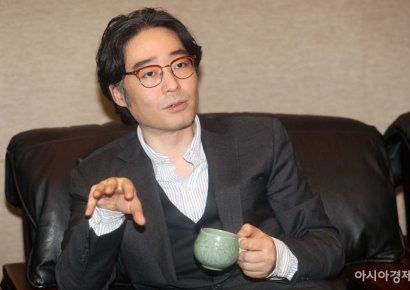 "한미-OCI 통합해 가족 갈등 키우고 이익 챙긴 라데팡스"