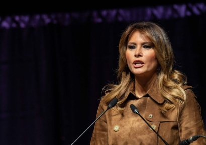 멜라니아 트럼프 "괴물이 남편 공격…단결할 때"