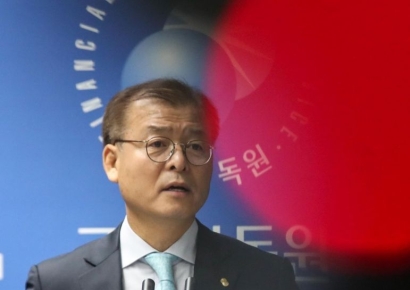 혼란의 대부업계, 정성웅 협회장 내정자의 과제는