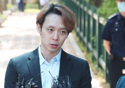 "급여 6억원 미지급" 前 매니저에 피소 당한 박유천