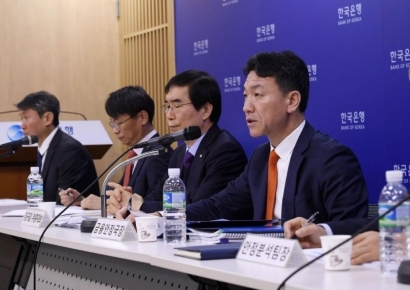 신보, 신임 감사에 민좌홍 전 한은 부총재보