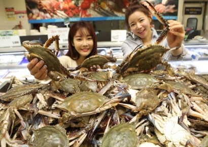 1만원에 꽃게 5마리 산다…시장도 포구도 아닌 이곳