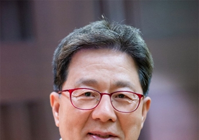 창원진해 이달곤 총선 불출마…"尹정부 성공위해 내려놓겠다"