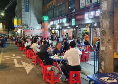 "손님이 준 팁 2만3000원 챙긴 사장… 이게 맞나요?"
