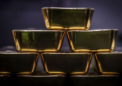 "3000달러 간다"…벌써 8%↑ '트럼프 리스크'에 사상 최고치 찍은 금값