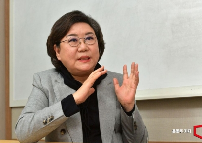 이혜훈 첫 출근길 "복합위기 韓경제 회색코뿔소…민생·성장에 과감히 투자"