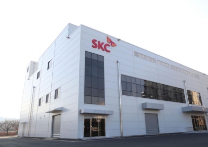 SKC, 2분기 영업손실 627억…"배터리 캐즘에도 반도체가 선방"